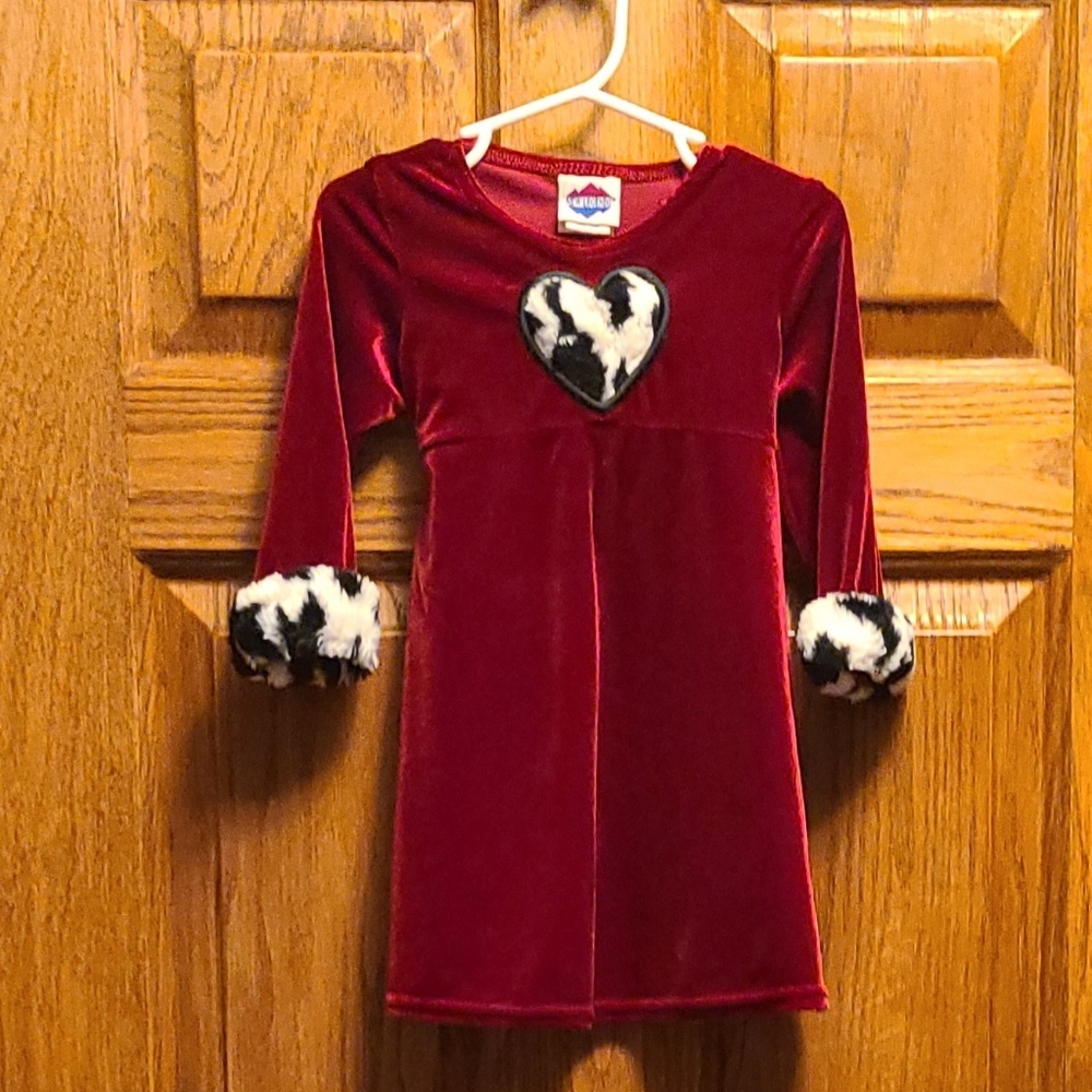 EUC-New Legends Holiday‎ Dress